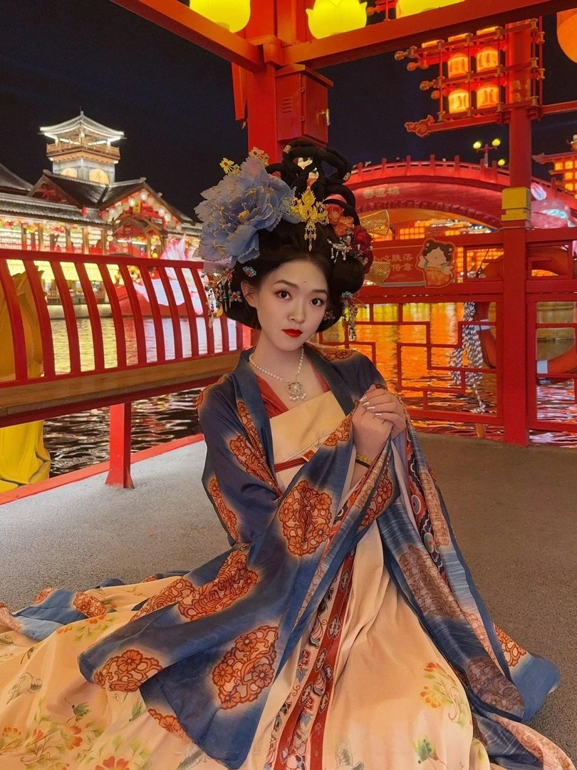 河头老街古装32_1