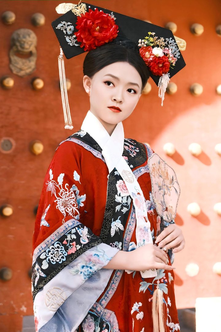 红墙格格风